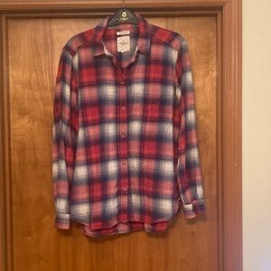 American Eagle Outfitters Red and Blue Plaid Shirt - Size XL